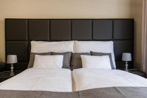 Гостиница A Golden Star Modern Luxury Apartments Budapest, Будапешт